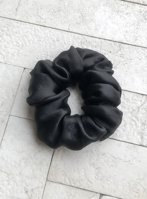 SILK SCRUNCHIE (4410061783112)